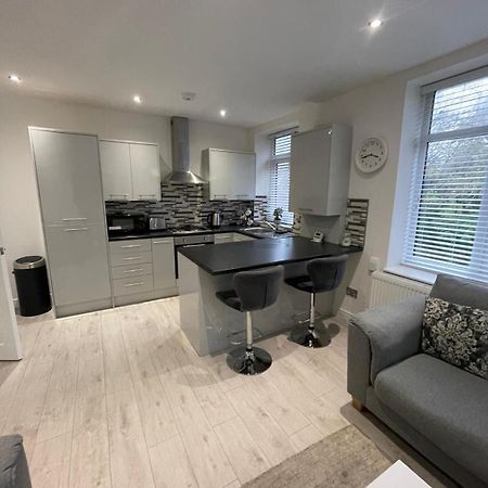 Spacious 2 Bedroom Apartment Liverpool Dış mekan fotoğraf